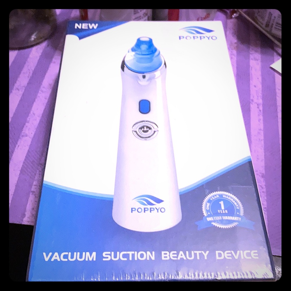 Poppyo vacuum suction beauty device brand new